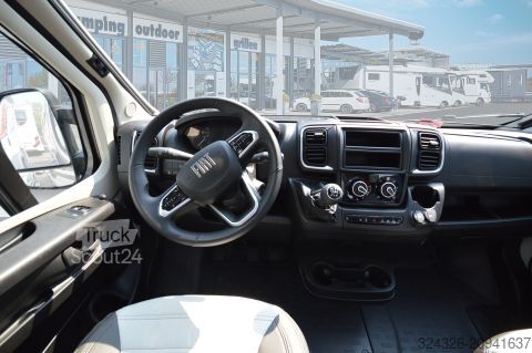 Asuntoauto Sunlight Camper Van Cliff 600 Schlafdach