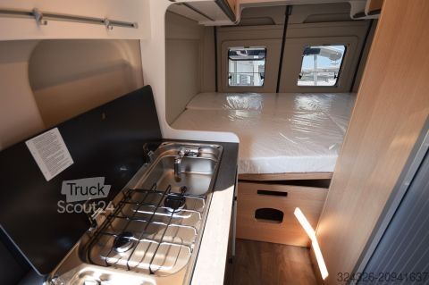 Asuntoauto Sunlight Camper Van Cliff 600 Schlafdach