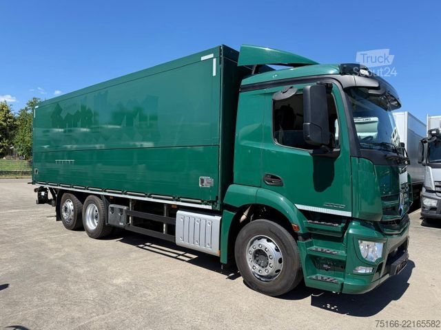 Autocamion transport băuturi MERCEDES-BENZ ANTOS 2536 L Getränkekoffer 7,40 m LBW 2 T*LENK