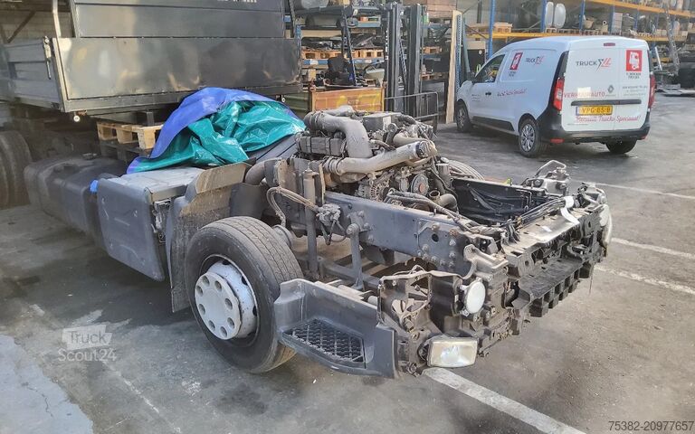 Renault YEDEK PARÇALARI Renault ONDERDELEN