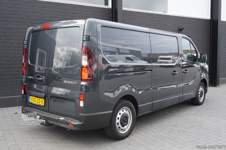 Fourgon tôlé Renault Trafic 2.0 dCi L2 EURO 6 - Airco- Navi - Cruise...