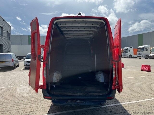 Varebil Mercedes-Benz Sprinter 311 / 2.2 CDI Euro 6D / L3 H2 / Automa...