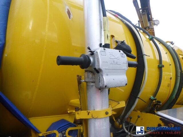 Kolkenzuiger Mercedes-Benz Axor 1824 4x2 vacuum tank 8.1 m3