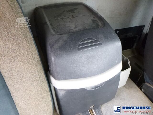 Aspirateur de boues Volvo FL 4x2 Vacuum truck Whale 8.1 m3