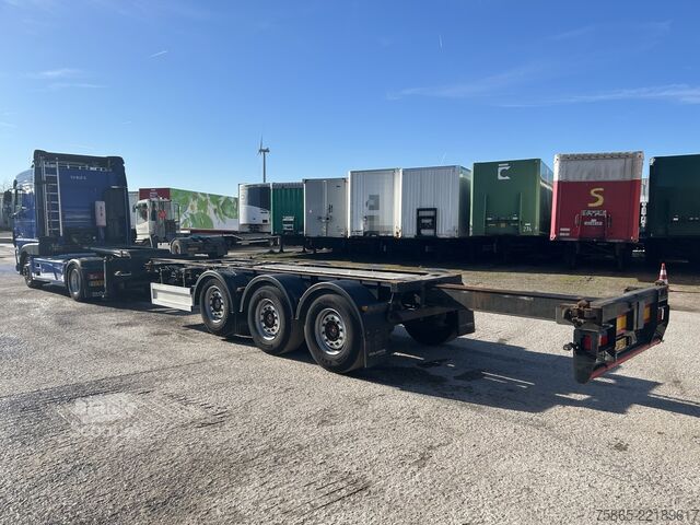 Контейнерні перевезення Renders Euro 800 / Multi Container Chassis / 20-30-40-4...