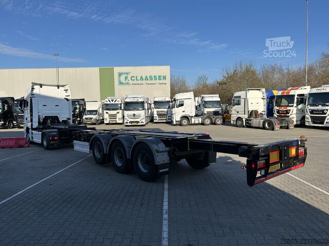 Контейнерні перевезення Renders Euro 800 / Multi Container Chassis / 20-30-40-4...
