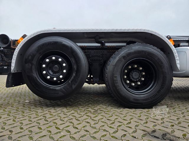 Haakarm vrachtwagen VOLVO FH 500 / Meiller Kipper / Lenkachse / Liftachse