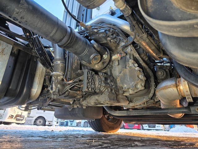 Volume trekker MAN TGX 18.460 4X2 LLS-U / Retarder / 2 Tanks