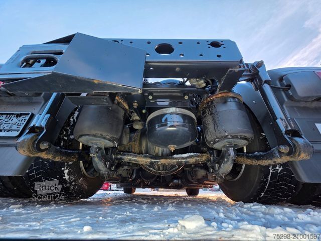 Volume trekker MAN TGX 18.460 4X2 LLS-U / Retarder / 2 Tanks