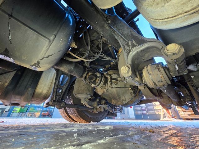 Volume trekker MAN TGX 18.460 4X2 LLS-U / Retarder / 2 Tanks