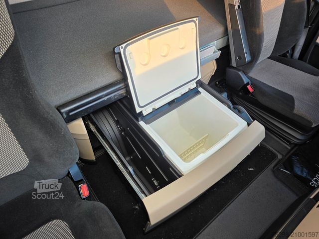 Volume trekker MAN TGX 18.460 4X2 LLS-U / Retarder / 2 Tanks