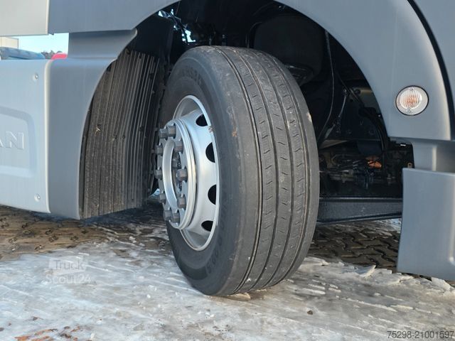 Volume trekker MAN TGX 18.460 4X2 LLS-U / Retarder / 2 Tanks