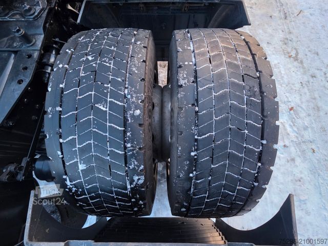 Volume trekker MAN TGX 18.460 4X2 LLS-U / Retarder / 2 Tanks