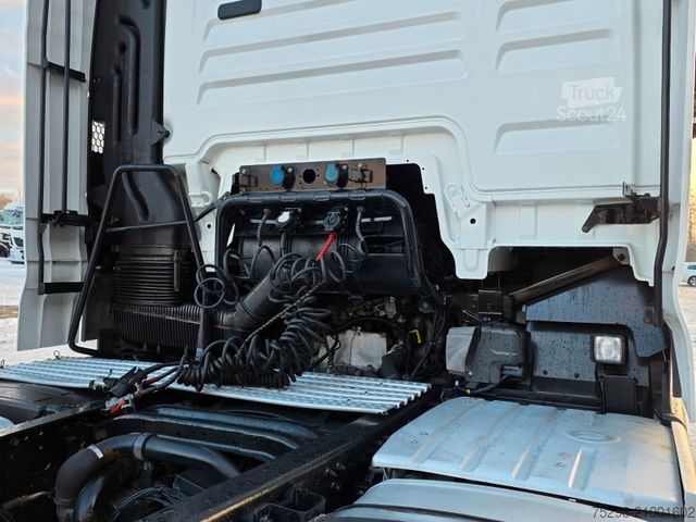 Standaard trekker MAN TGX 18.500 4X2 BLS / Retarder / 2 Tanks