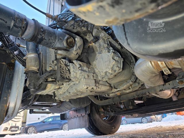 Standaard trekker MAN TGX 18.500 4X2 BLS / Retarder / 2 Tanks