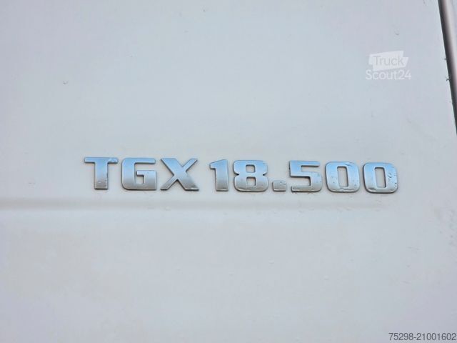 Standaard trekker MAN TGX 18.500 4X2 BLS / Retarder / 2 Tanks