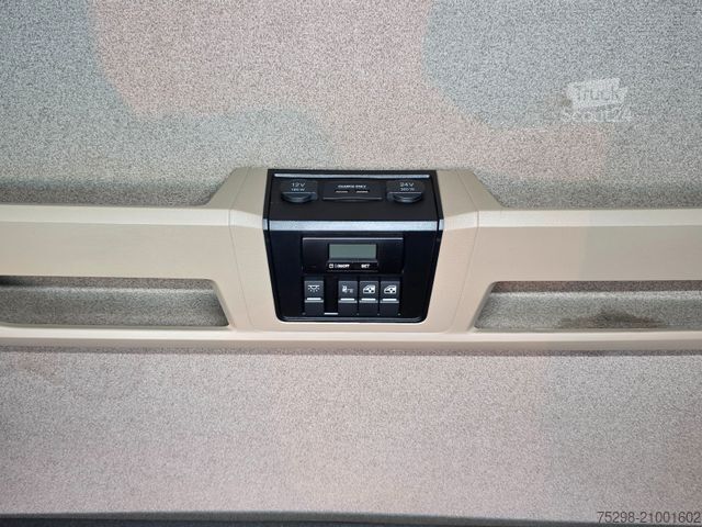 Standaard trekker MAN TGX 18.500 4X2 BLS / Retarder / 2 Tanks