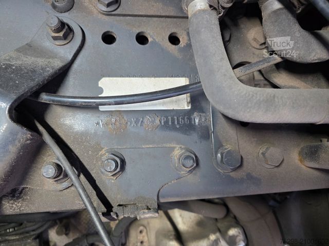 Standaard trekker MAN TGX 18.500 4X2 BLS / Retarder / 2 Tanks