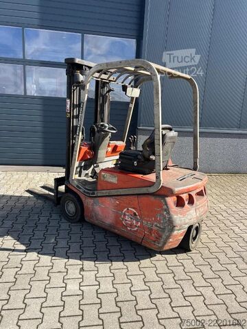 Gaffeltruck CESAB CBE 15T  CESAB CBE 15T electric / triplex / sid...