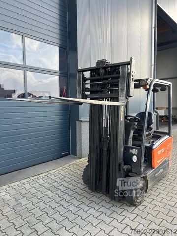 Gaffeltruck Doosan B18-T7 triplexmast, ss electrisch