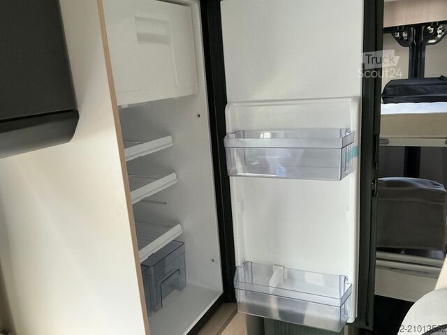 Fourgon tôlé CHALLENGER VAN FAMILY & SPORT (F&S) ZUBEHÖR + CONNECT PAKET