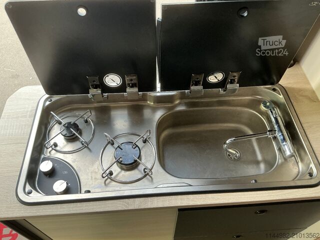 Fourgon tôlé CHALLENGER VAN FAMILY & SPORT (F&S) ZUBEHÖR + CONNECT PAKET