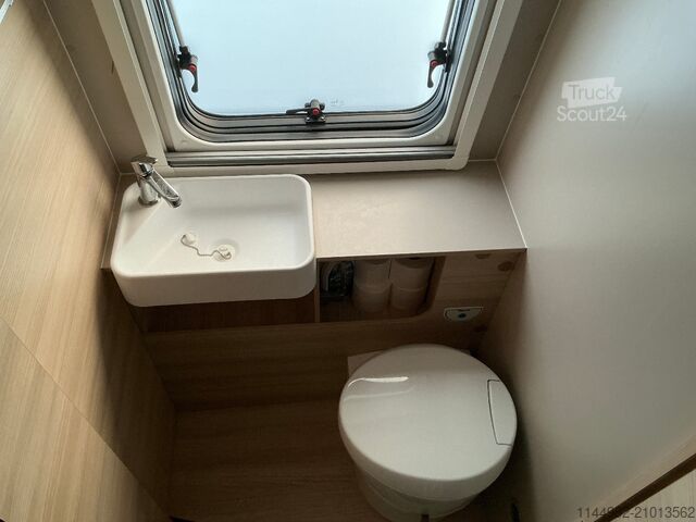 Fourgon tôlé CHALLENGER VAN FAMILY & SPORT (F&S) ZUBEHÖR + CONNECT PAKET