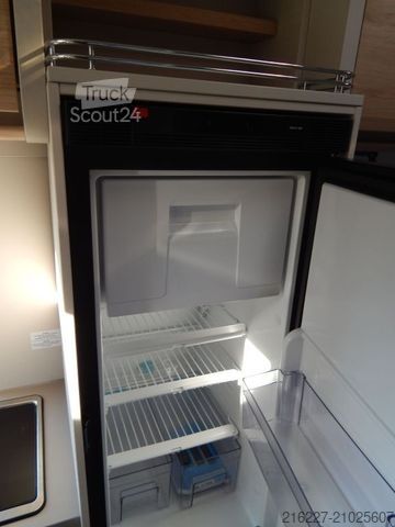 Camping-car DETHLEFFS Globetrail 590 C AB SOFORT +PDC+NAVI