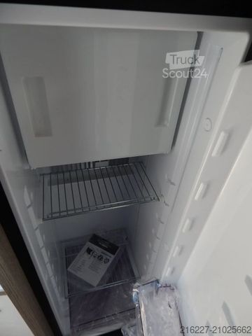 Camping-car PÖSSL D-Line Roadcruiser Autonomous Driving Paket