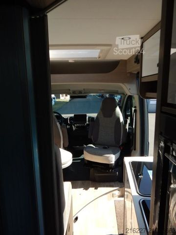 Camping-car PÖSSL D-Line Roadcruiser Autonomous Driving Paket