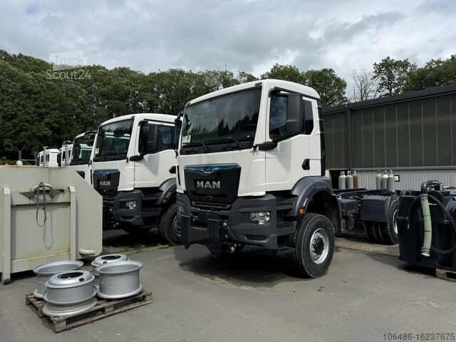 Šasija tovornjaka MAN TGS 33.480 BB 6x6