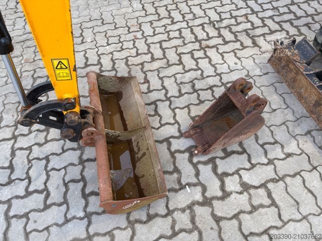 Mini-pelle JCB 16C-1 /2022 BJ/ 852 H / verbr. Laufwerk/2xLöffel