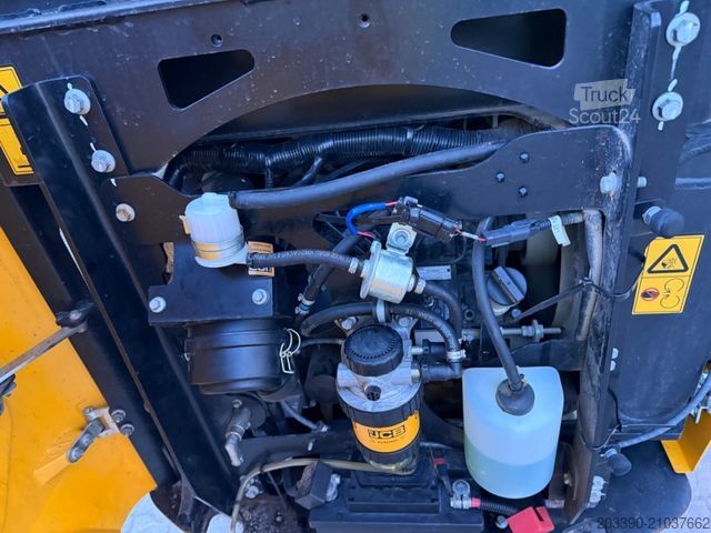 Mini-pelle JCB 16C-1 /2022 BJ/ 852 H / verbr. Laufwerk/2xLöffel