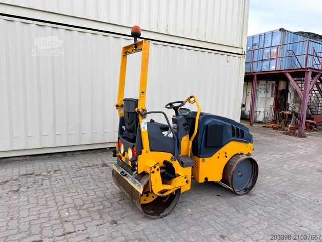 Одно-барабанний каток HAMM HD10C VV / 2016 BJ / 589 Stunden