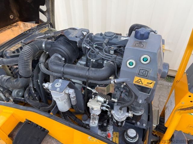 Одно-барабанний каток HAMM HD10C VV / 2016 BJ / 589 Stunden