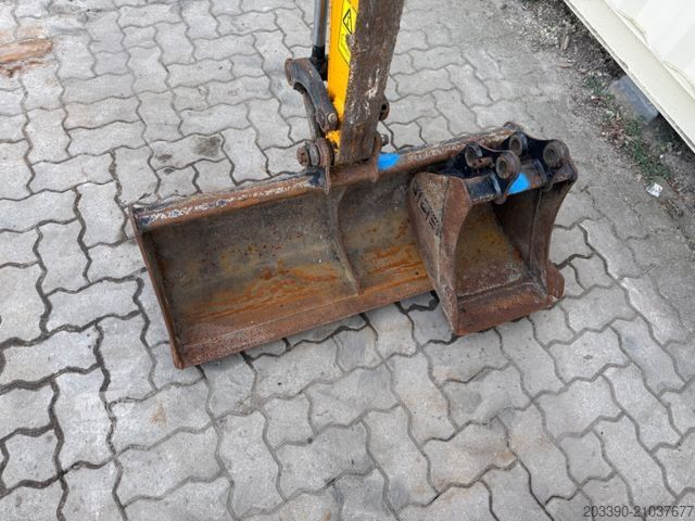 Mini-pelle JCB 16C-1 /2020 BJ/ 1.122 H / verbr. Laufwerk