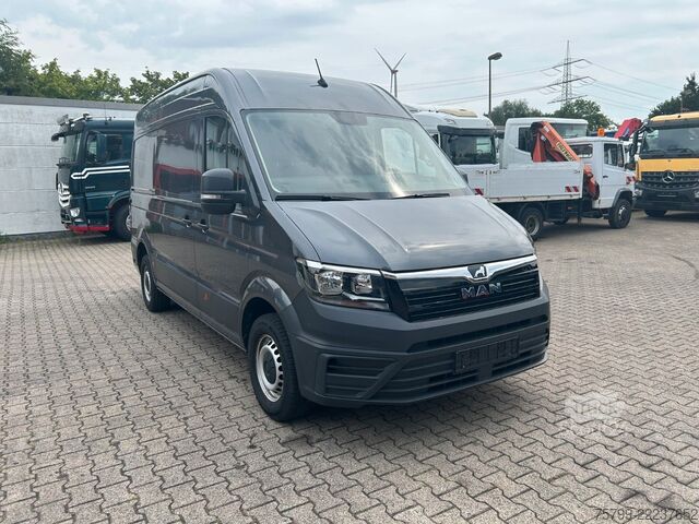 Ван с висока покривка MAN TGE Kastenwagen 4x2