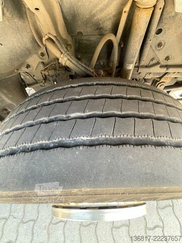 Standard SZM SCANIA R440 4x2 Highline Lowliner Standhei. vollversp.