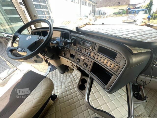 Standard SZM SCANIA R440 4x2 Highline Lowliner Standhei. vollversp.