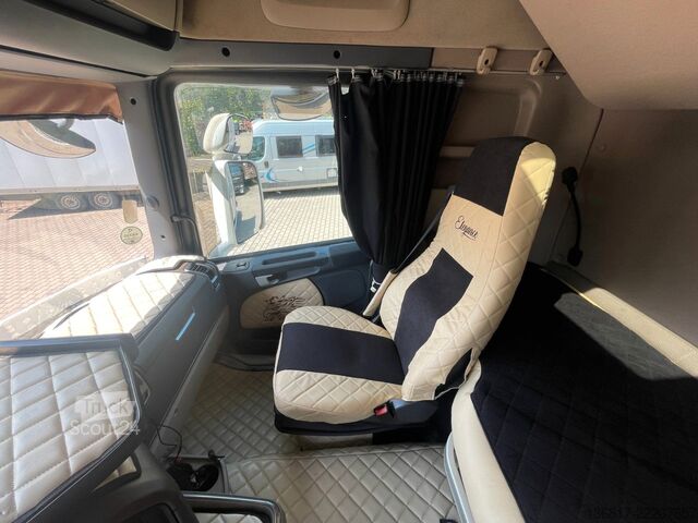 Standard SZM SCANIA R440 4x2 Highline Lowliner Standhei. vollversp.
