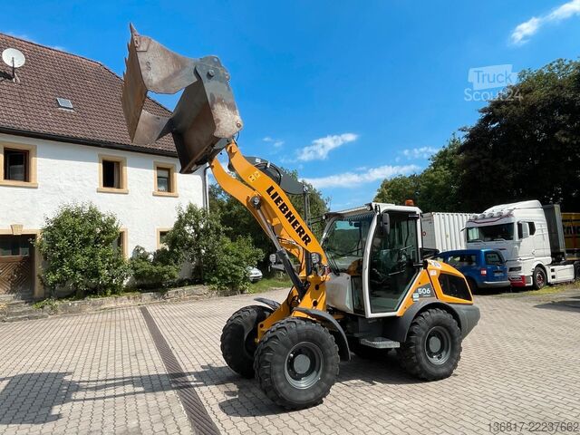 Колісний навантажувач LIEBHERR L506 COMPACT G8 Radlader 4IN1-Schaufel u. Gabel