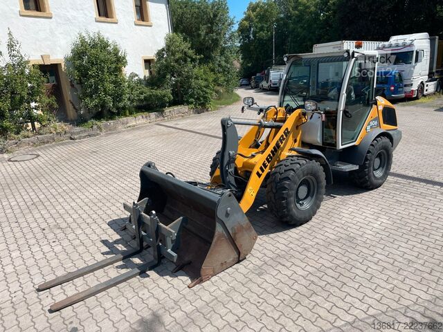 Колісний навантажувач LIEBHERR L506 COMPACT G8 Radlader 4IN1-Schaufel u. Gabel
