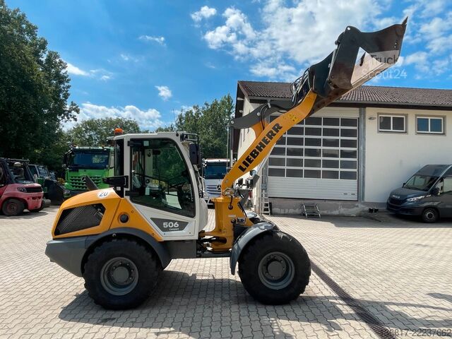 Колісний навантажувач LIEBHERR L506 COMPACT G8 Radlader 4IN1-Schaufel u. Gabel