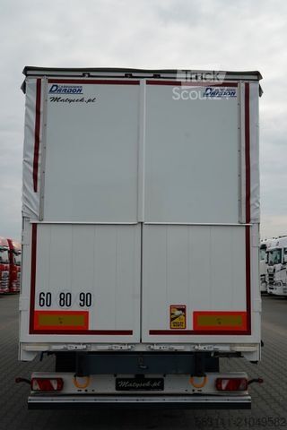 Remorque ouverte avec bâche FRUEHAUF / PRZYCZEPA / PRZEJAZDOWA / OSIE SAF / 2022 /