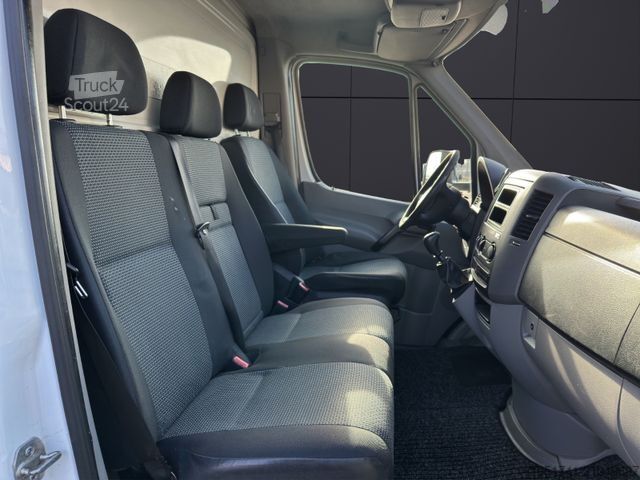 Fourgon tôlé MERCEDES-BENZ Sprinter 313 CDI Möbelkoffer 4,23mx2,21mx2,04m