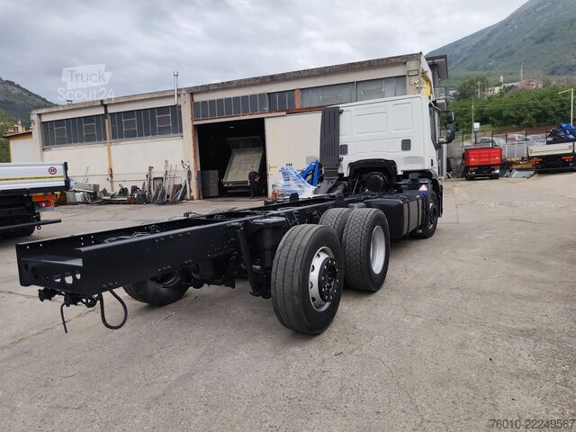 тристранен самосвал Iveco STRALIS 260S31