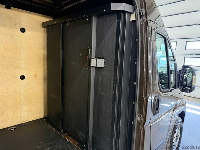 Furgon blaszak FIAT Ducato L3H2 UPS BROWN 2.3 MJT 140 POST PACK