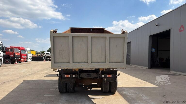 Dumper Iveco Eurotrakker 330 E 34 (GRAND PONT / CHASSIS 10MM...