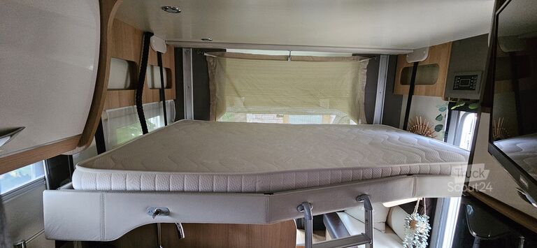 Half-integraal camper Euramobil Forster 741QB