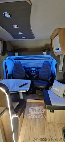 Half-integraal camper Euramobil Forster 741QB